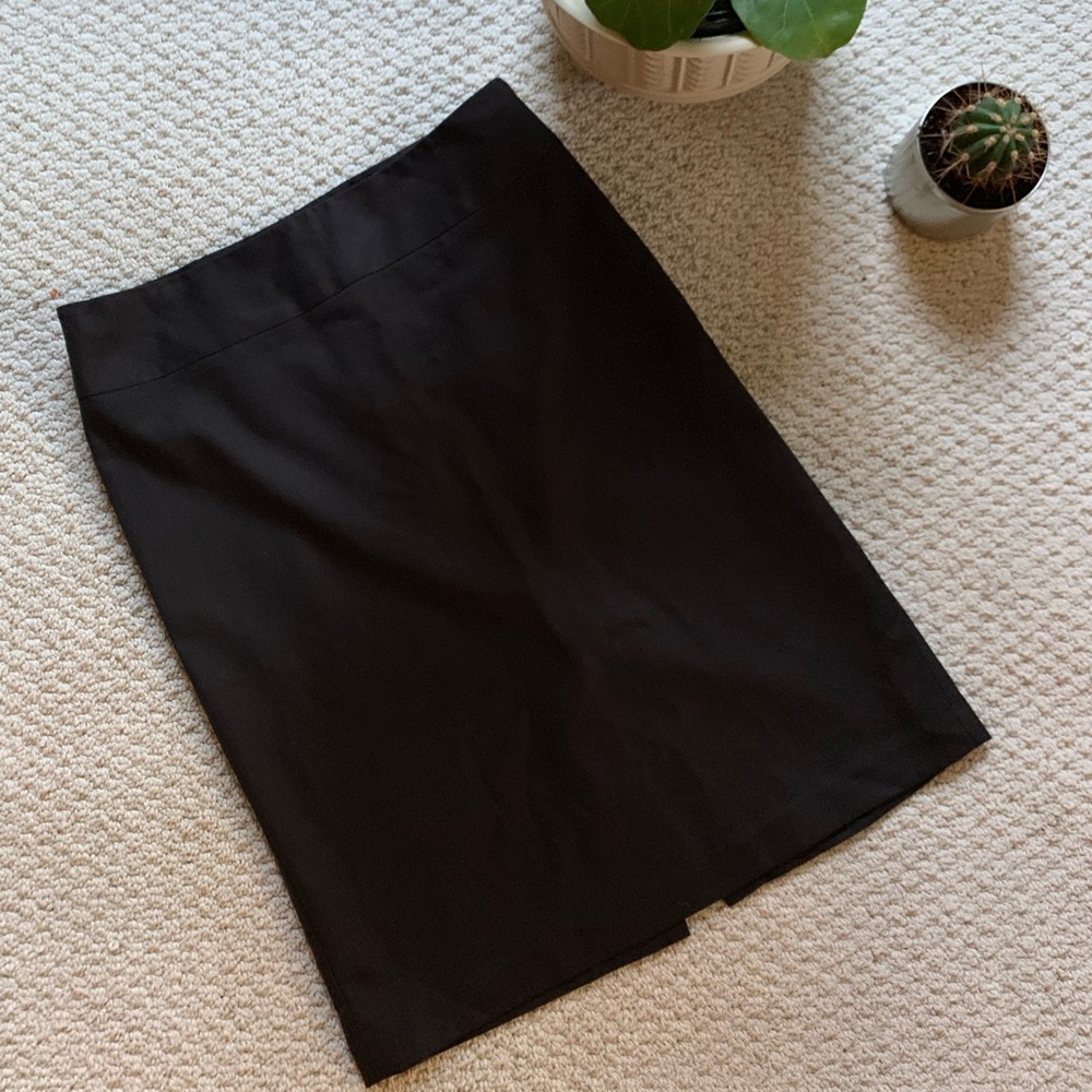 Banana republic stretchy dark brown skirt